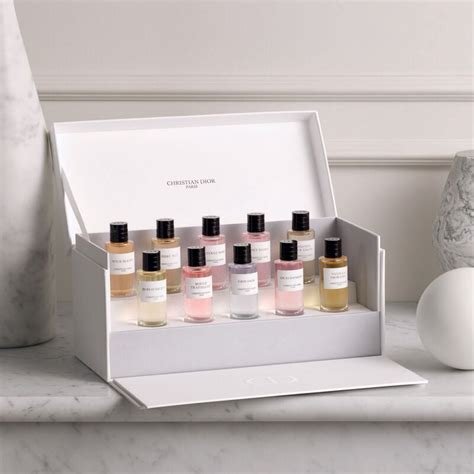 dior mini palette omaggio|La Collection Privée Christian Dior Fragrance Sampler Set.